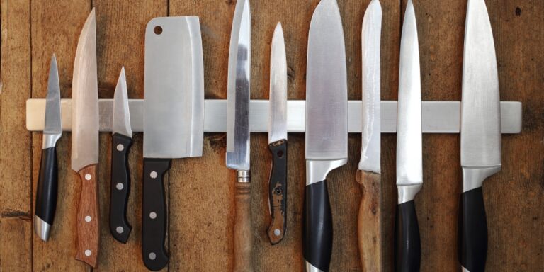 How many knives should you carry In Kitchen?